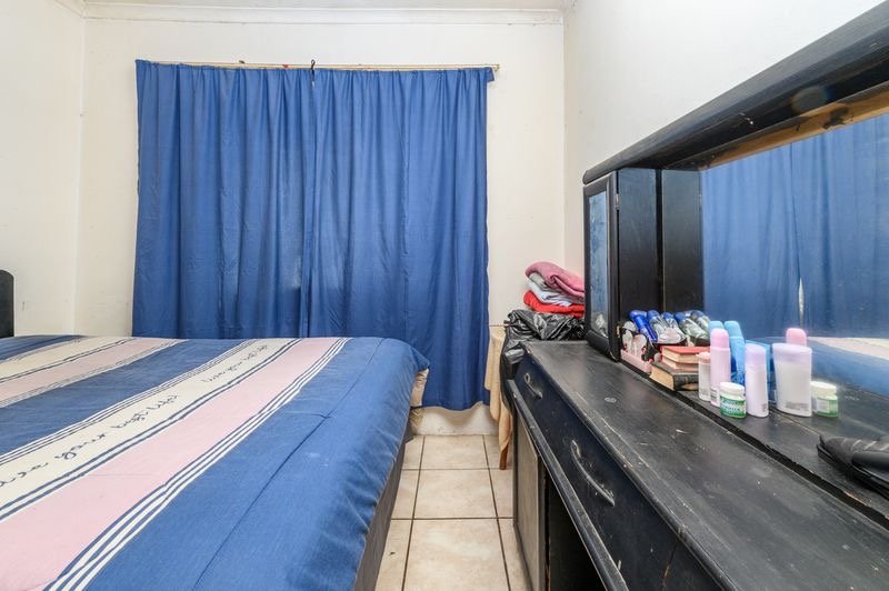7 Bedroom Property for Sale in Algoa Park Eastern Cape